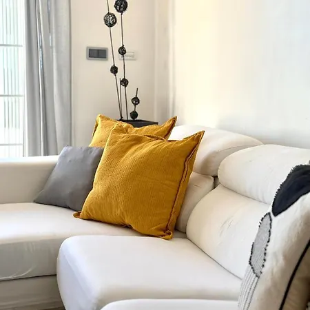 Moderno Con Preciosas Vistas Al Mar En Urbanizacion Con Piscina - Rio Real 11 2g Apartamento