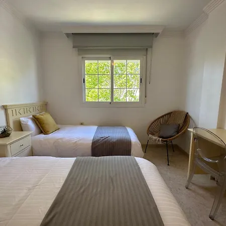 Apartamento Moderno Con Preciosas Vistas Al Mar En Urbanizacion Con Piscina - Rio Real 11 2g