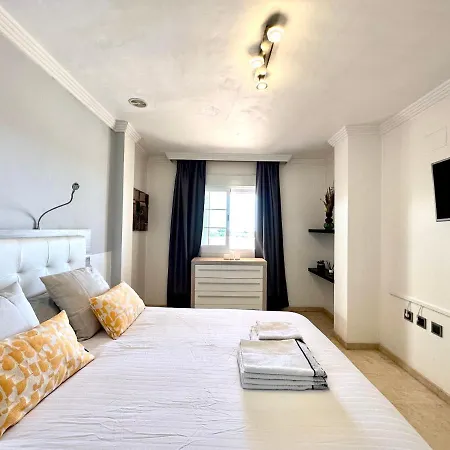 Moderno Con Preciosas Vistas Al Mar En Urbanizacion Con Piscina - Rio Real 11 2g Apartament