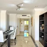 Moderno Con Preciosas Vistas Al Mar En Urbanizacion Con Piscina - Rio Real 11 2g *