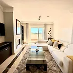 Moderno Con Preciosas Vistas Al Mar En Urbanizacion Con Piscina - Rio Real 11 2g Апартаменты Марбелья