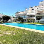 Moderno Con Preciosas Vistas Al Mar En Urbanizacion Con Piscina - Rio Real 11 2g Марбелья