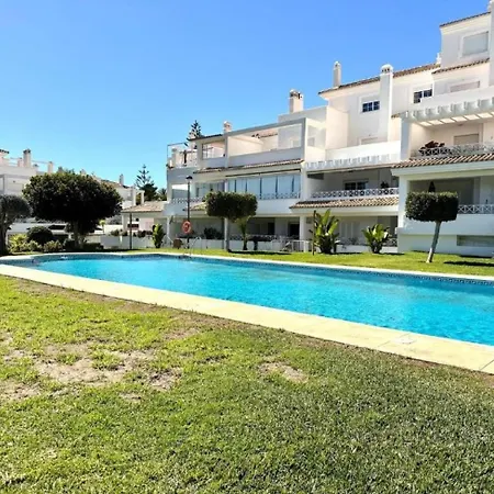 Moderno Con Preciosas Vistas Al Mar En Urbanizacion Con Piscina - Rio Real 11 2g ماربيا