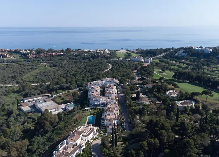 Moderno Con Preciosas Vistas Al Mar En Urbanizacion Con Piscina - Rio Real 11 2g Marbella