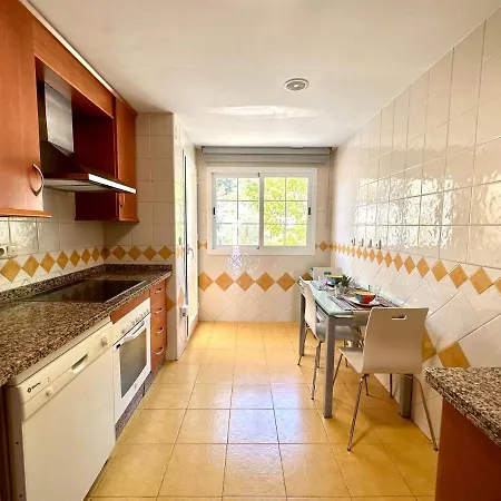 Apartment Moderno Con Preciosas Vistas Al Mar En Urbanizacion Con Piscina - Rio Real 11 2g Marbella